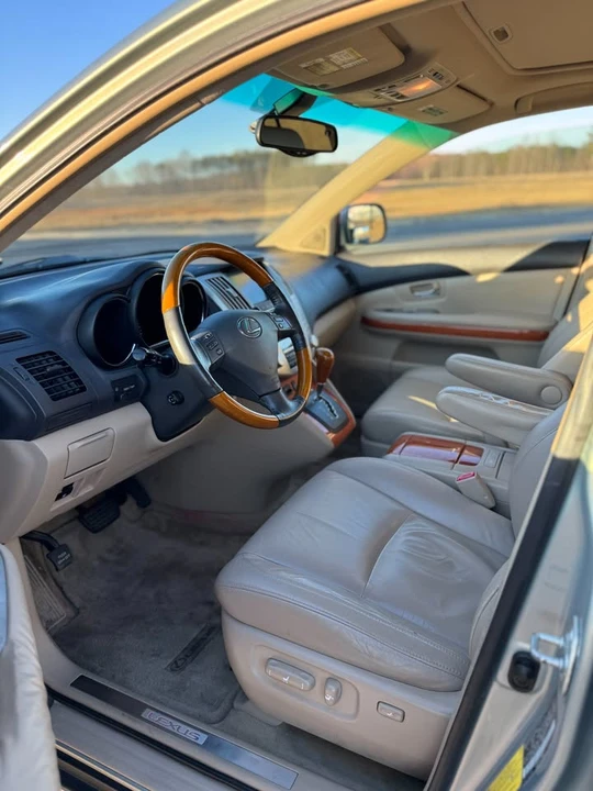 2006 Lexus RX 2nd Gen - Image 19 of 19