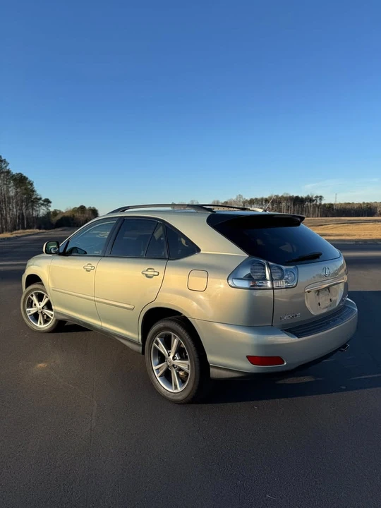 2006 Lexus RX 2nd Gen - Image 14 of 19