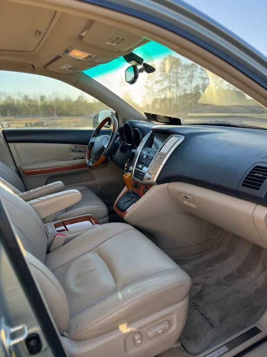 2006 Lexus RX 2nd Gen - Image 7 of 19