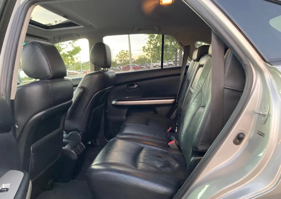 2006 Lexus RX 2nd Gen - Image 7 of 9