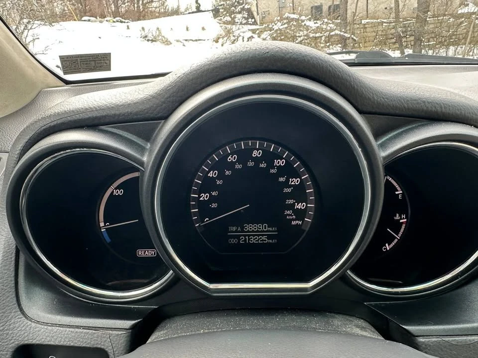2006 Lexus RX 2nd Gen - Image 11 of 19