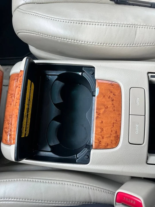 2006 Lexus RX 2nd Gen - Image 14 of 19