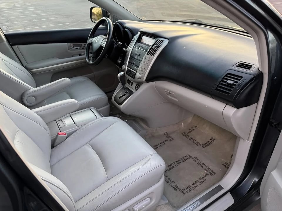 2006 Lexus RX 2nd Gen - Image 9 of 20