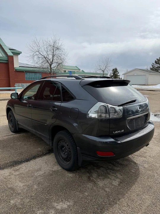 2006 Lexus RX 2nd Gen - Image 3 of 19