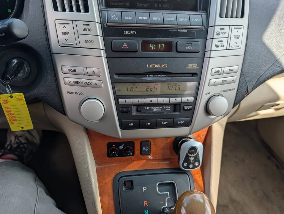 2006 Lexus RX 2nd Gen - Image 15 of 20
