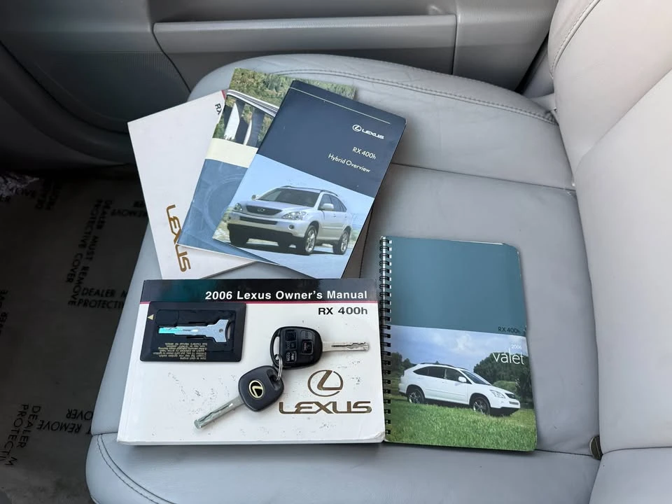 2006 Lexus RX 2nd Gen - Image 19 of 20