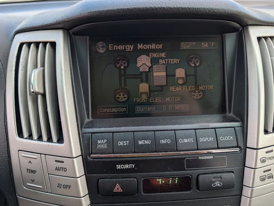 2006 Lexus RX 2nd Gen - Image 16 of 20