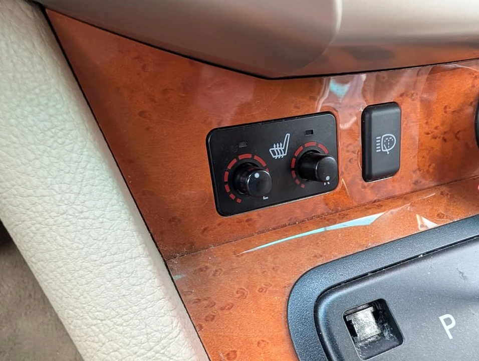 2006 Lexus RX 2nd Gen - Image 18 of 20