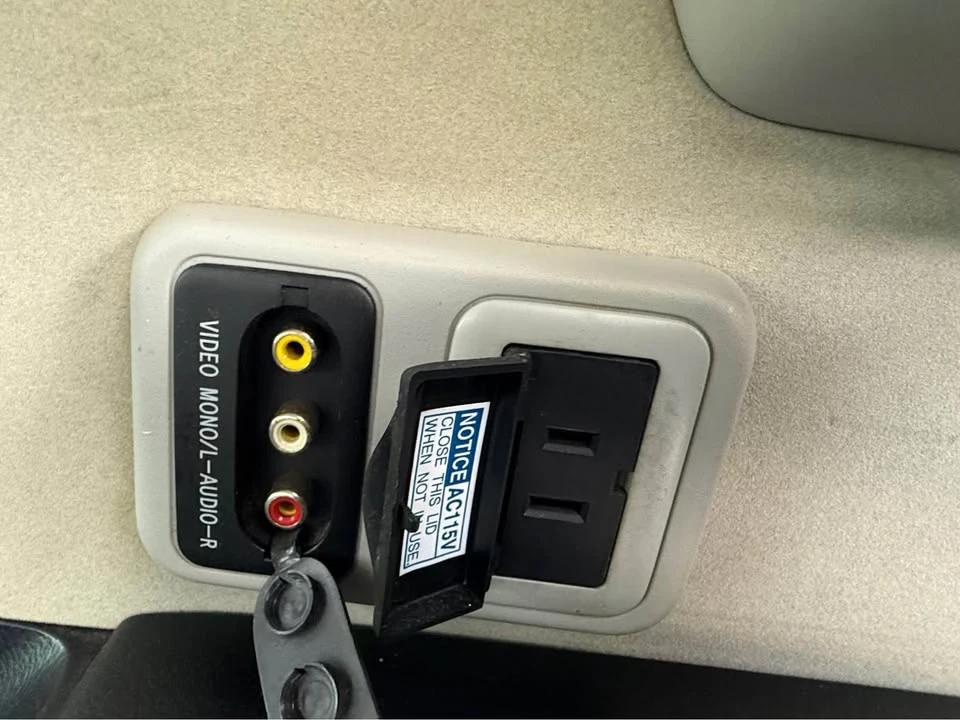 2006 Lexus RX 2nd Gen - Image 19 of 20