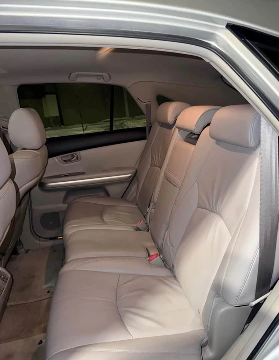 2006 Lexus RX 2nd Gen - Image 7 of 9