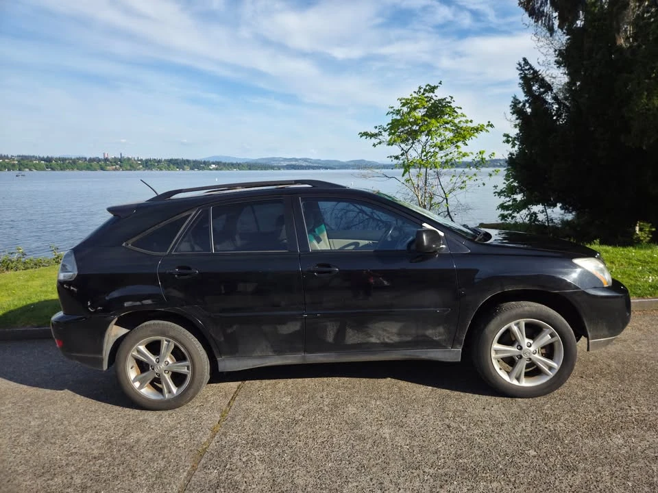 2006 Lexus RX 2nd Gen - Image 2 of 18