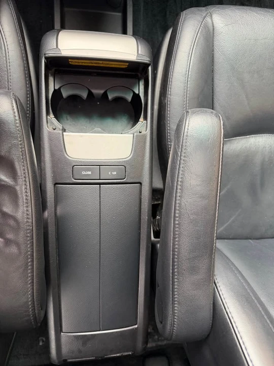 2006 Lexus RX 2nd Gen - Image 11 of 12