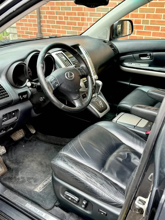 2006 Lexus RX 2nd Gen - Image 7 of 12