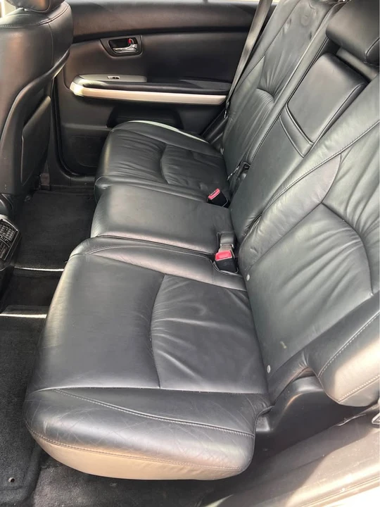 2006 Lexus RX 2nd Gen - Image 18 of 19