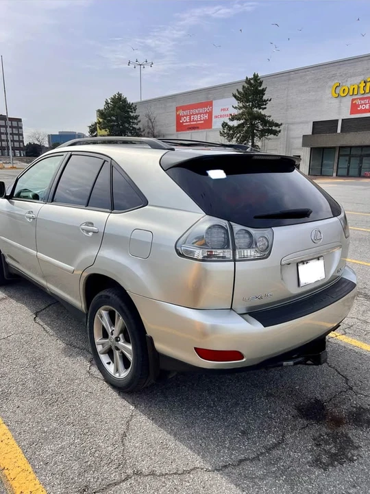 2006 Lexus RX 2nd Gen - Image 3 of 19