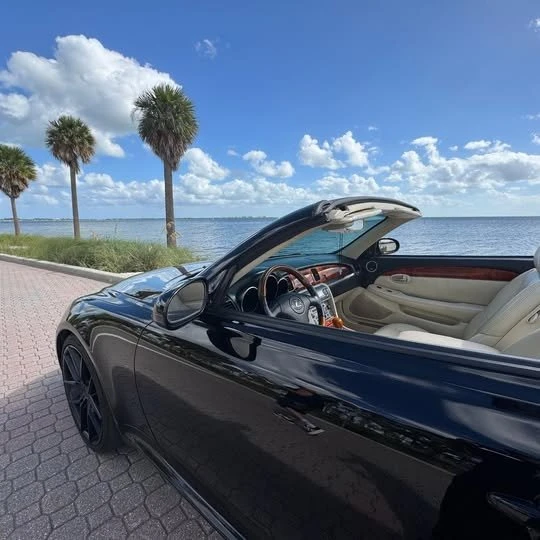 2006 Lexus SC430 - Image 11 of 16