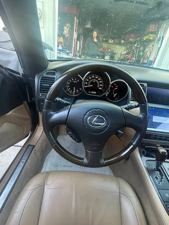 2006 Lexus SC430 - Image 17 of 18