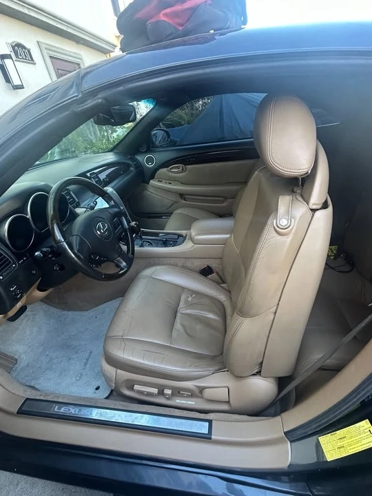 2006 Lexus SC430 - Image 10 of 18