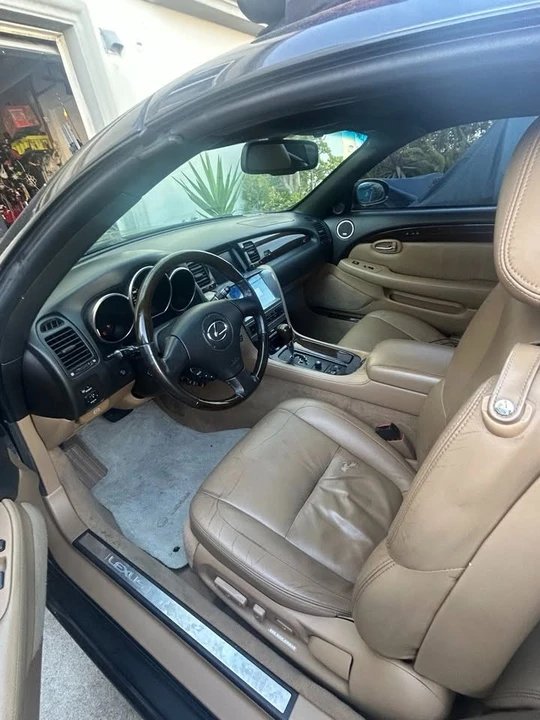 2006 Lexus SC430 - Image 11 of 18