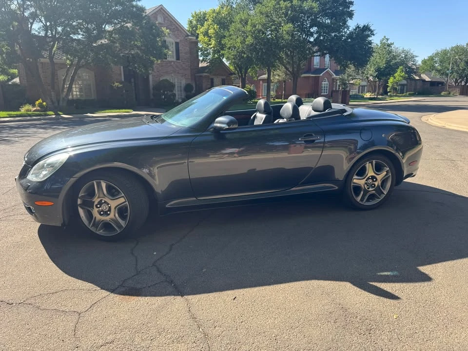 2006 Lexus SC430 - Image 3 of 11