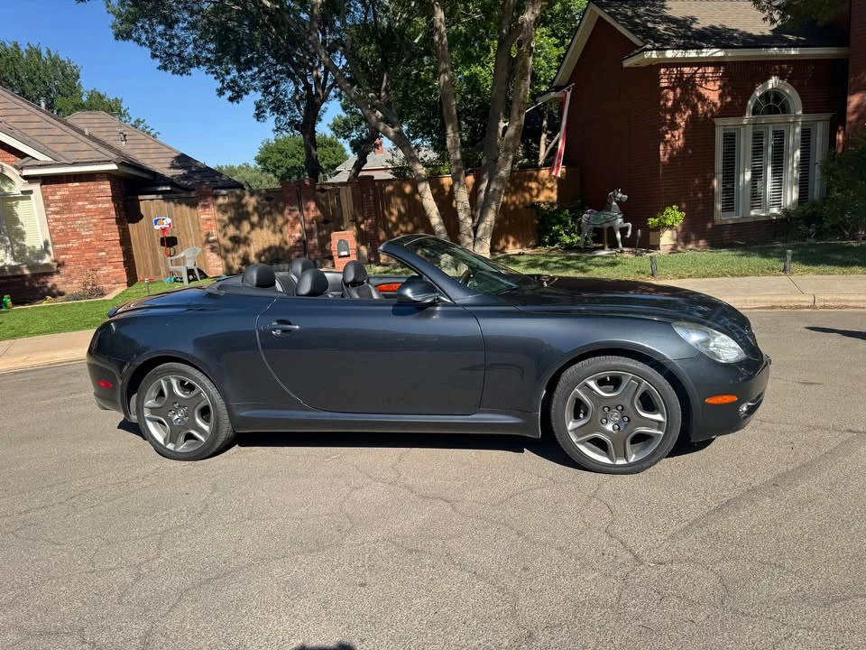 2006 Lexus SC430 - Image 10 of 11
