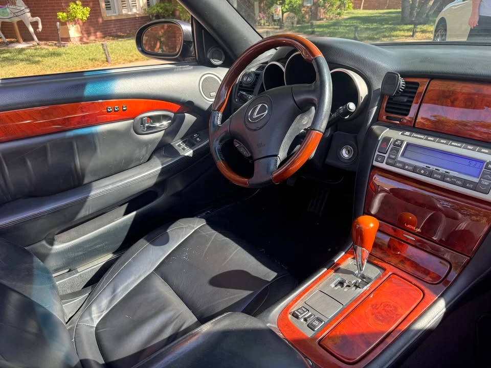 2006 Lexus SC430 - Image 6 of 11