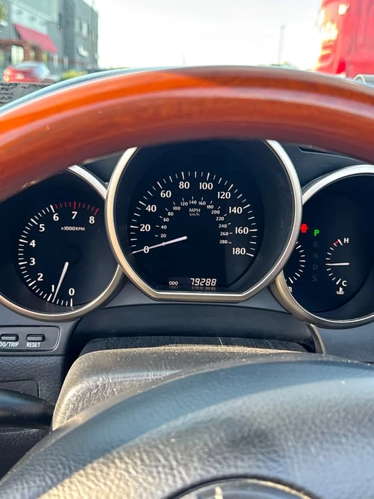 2006 Lexus SC430 - Image 2 of 12
