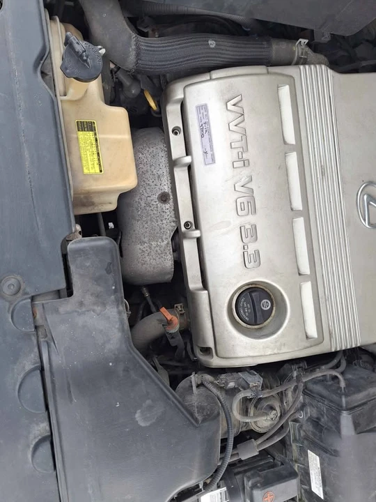 2006 Lexus RX 2nd Gen - Image 7 of 9