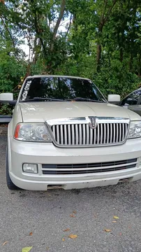 2006 Lincoln Continental Premiere Sedan 4D