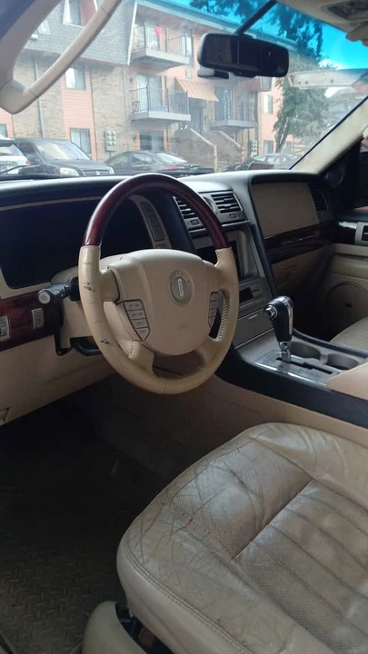 2006 Lincoln Continental - Image 7 of 11