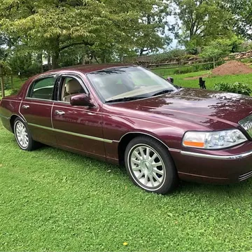 2006 Lincoln Continental Sedan 4D