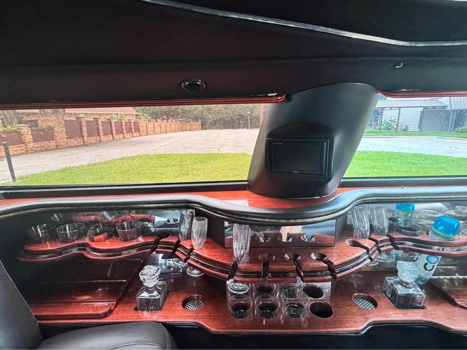 2006 Lincoln Continental - Image 9 of 11