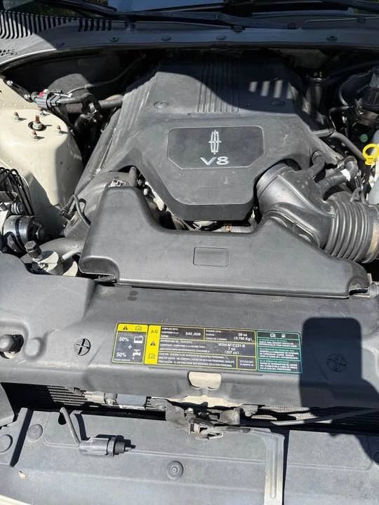 2006 Lincoln LS - Image 8 of 9