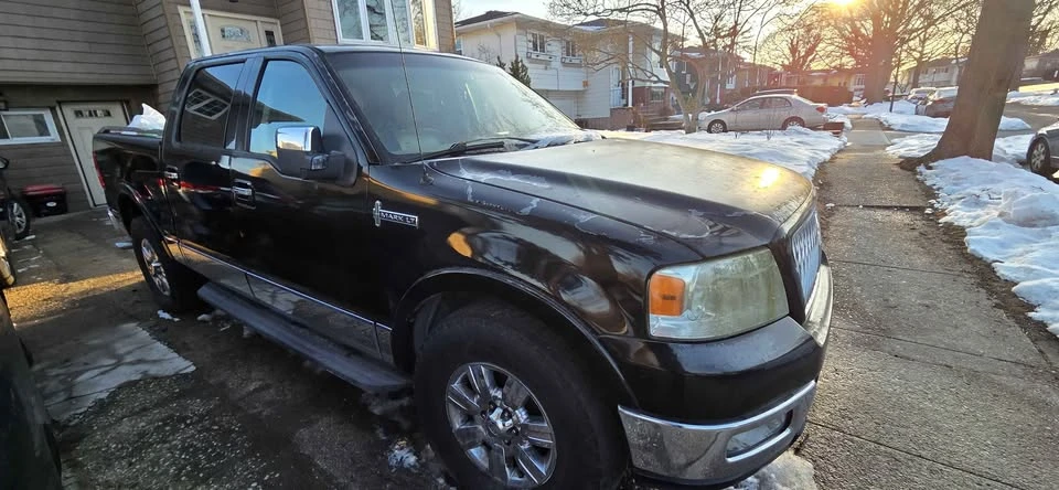2006 Lincoln Mark LT - Image 4 of 9