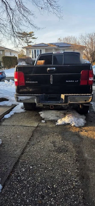 2006 Lincoln Mark LT - Image 3 of 9