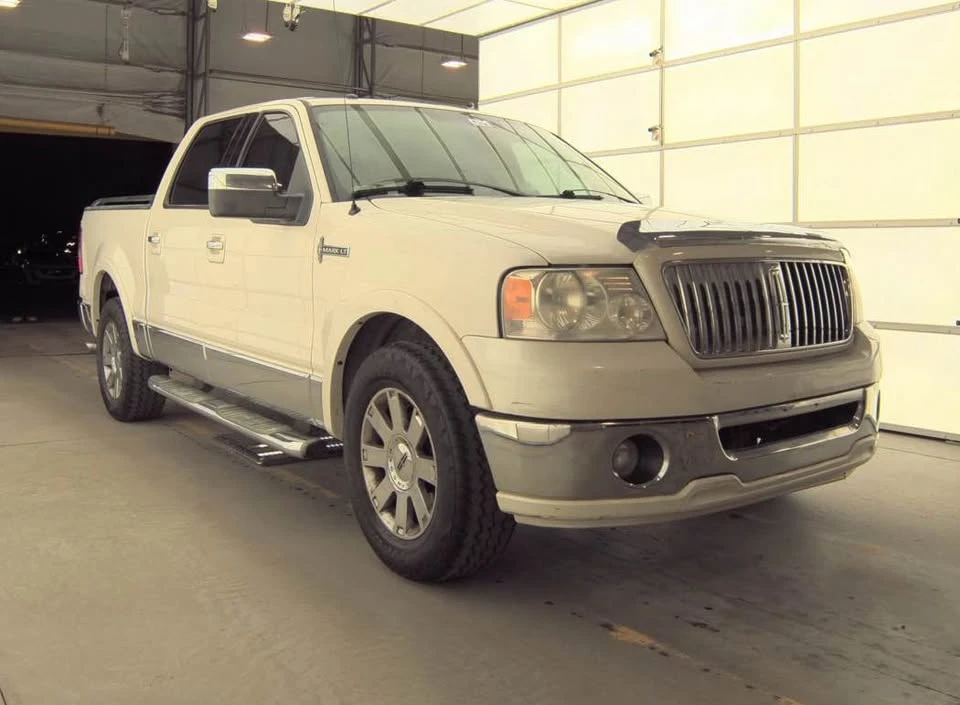 2006 Lincoln Mark LT - Image 9 of 9