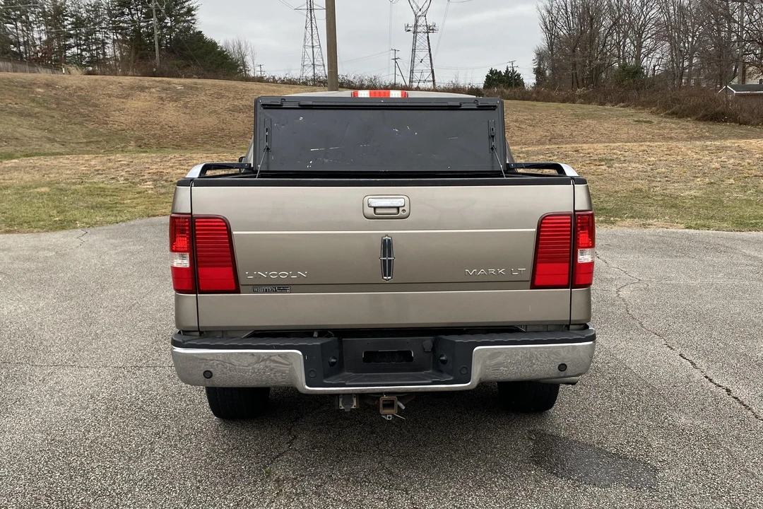 2006 Lincoln Mark LT - Image 7 of 31