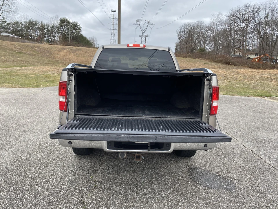 2006 Lincoln Mark LT - Image 21 of 31