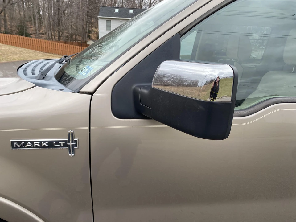 2006 Lincoln Mark LT - Image 11 of 31