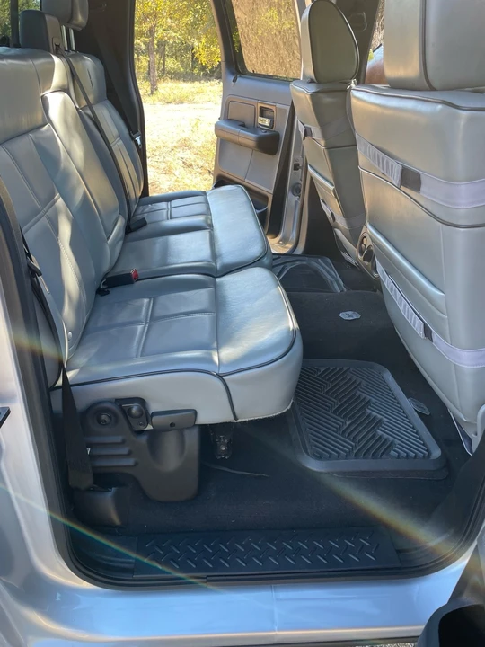 2006 Lincoln Mark LT - Image 13 of 21