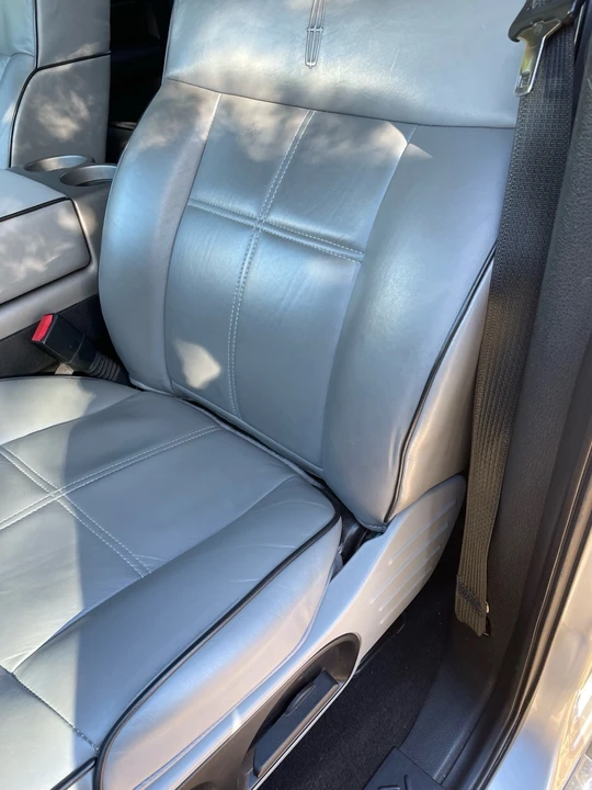 2006 Lincoln Mark LT - Image 16 of 21