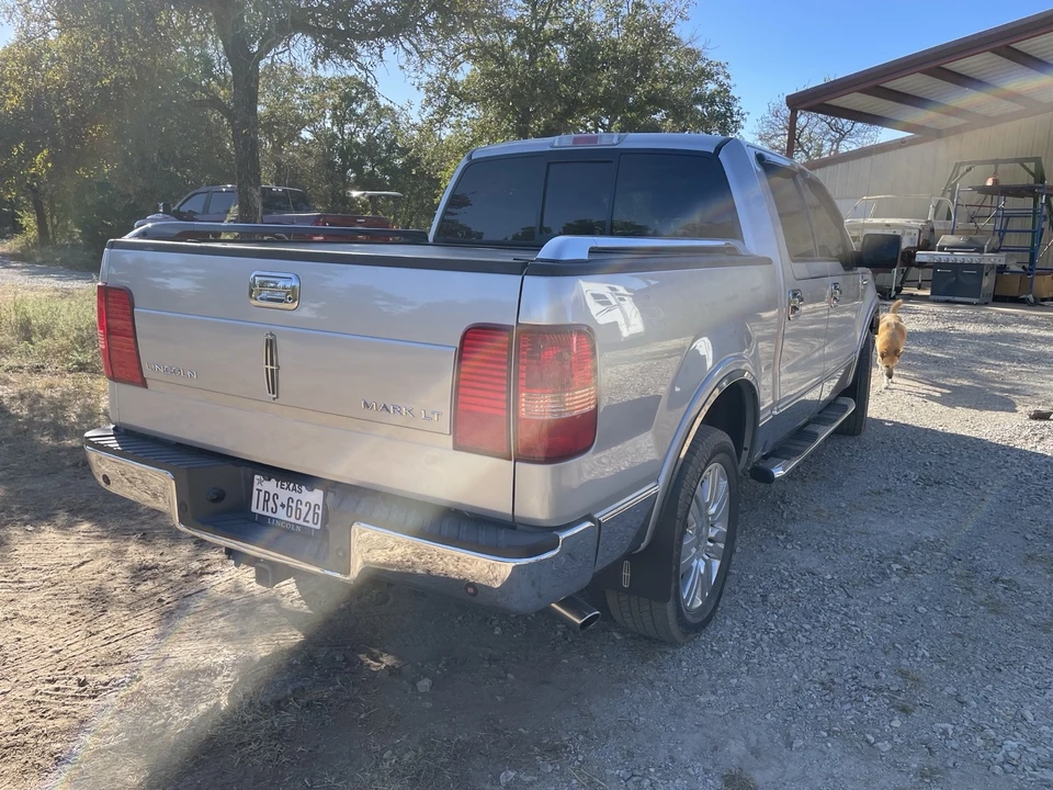 2006 Lincoln Mark LT - Image 6 of 21