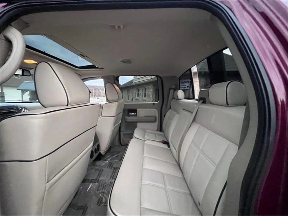 2006 Lincoln Mark LT - Image 19 of 30