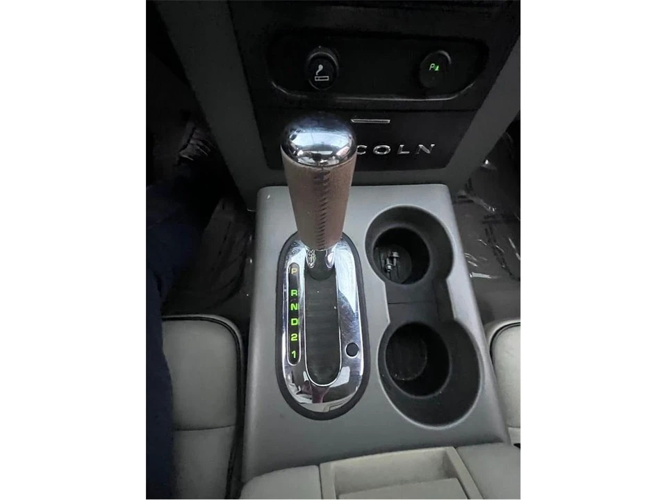 2006 Lincoln Mark LT - Image 28 of 30
