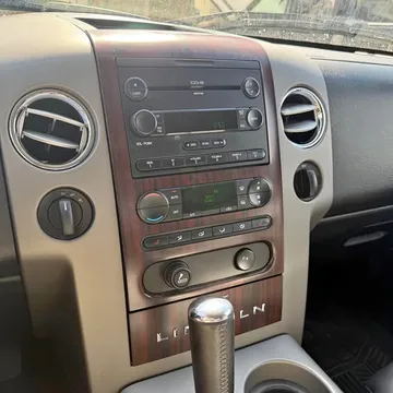 2006 Lincoln Mark LT