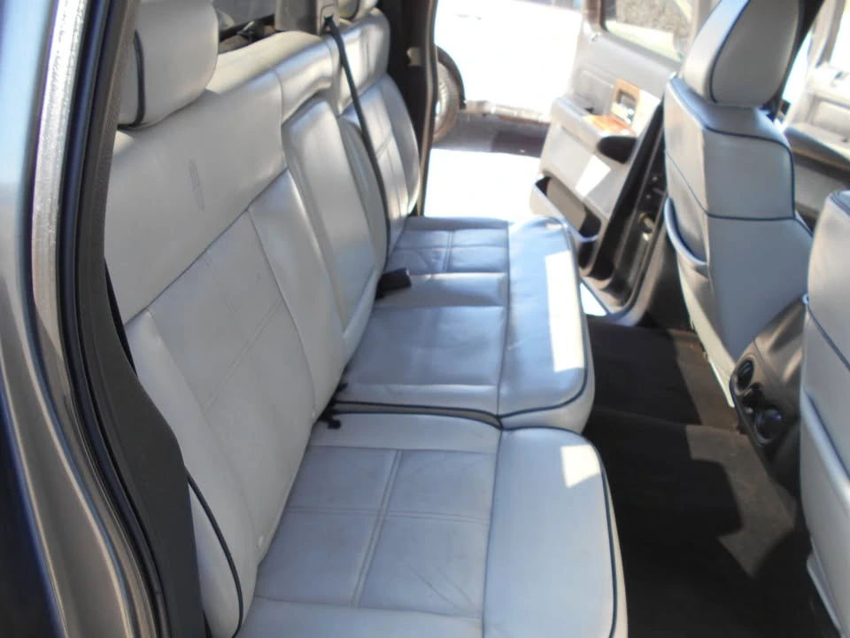 2006 Lincoln Mark LT - Image 17 of 20