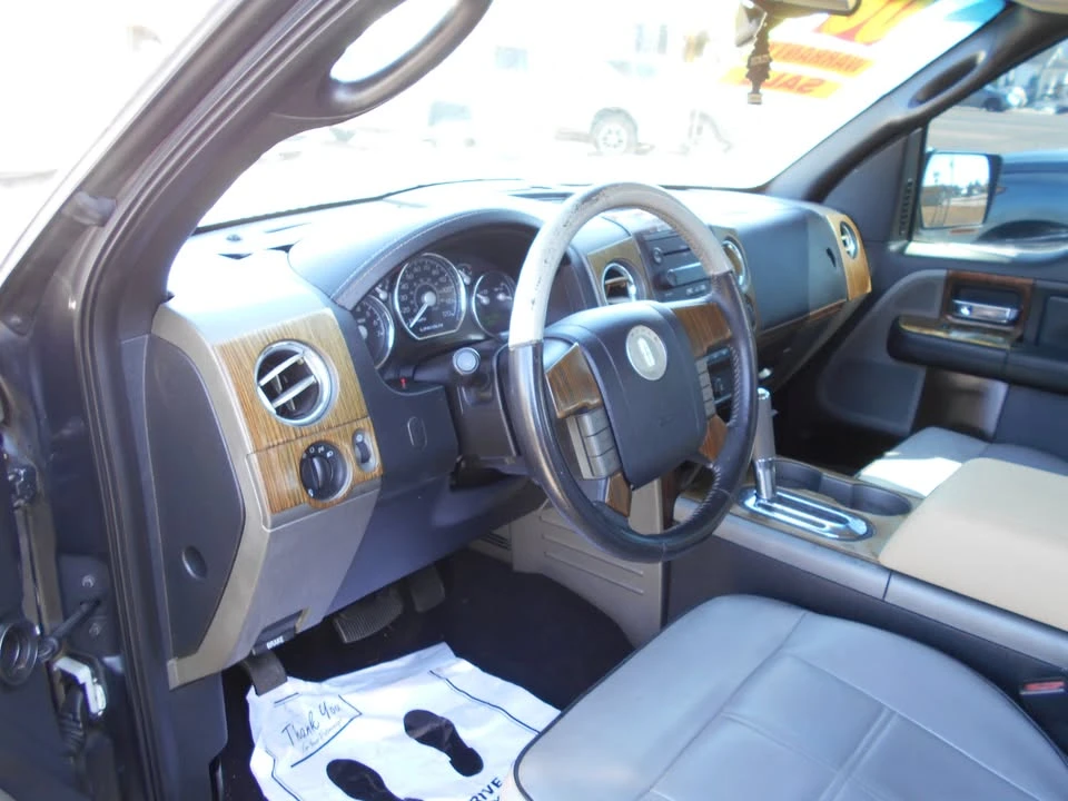 2006 Lincoln Mark LT - Image 12 of 20