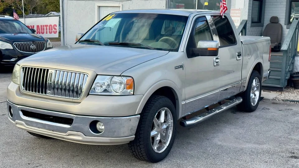 2006 Lincoln Mark LT - Image 11 of 19