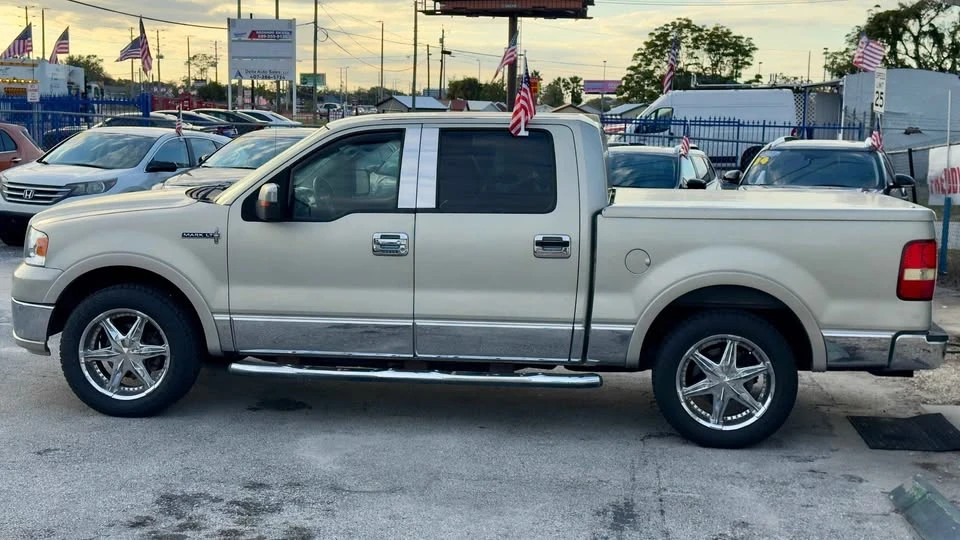2006 Lincoln Mark LT - Image 4 of 19