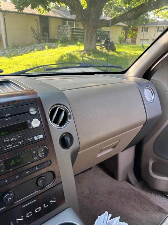 2006 Lincoln Mark LT - Image 3 of 6